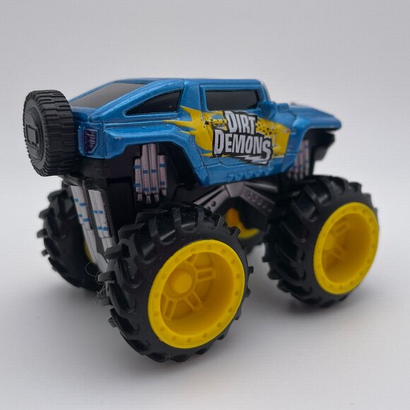 Maisto Dirt Demons Monster Truck Plastic Blue\Yellow Diecast (SKU: 408TO) - Picture 2 of 7